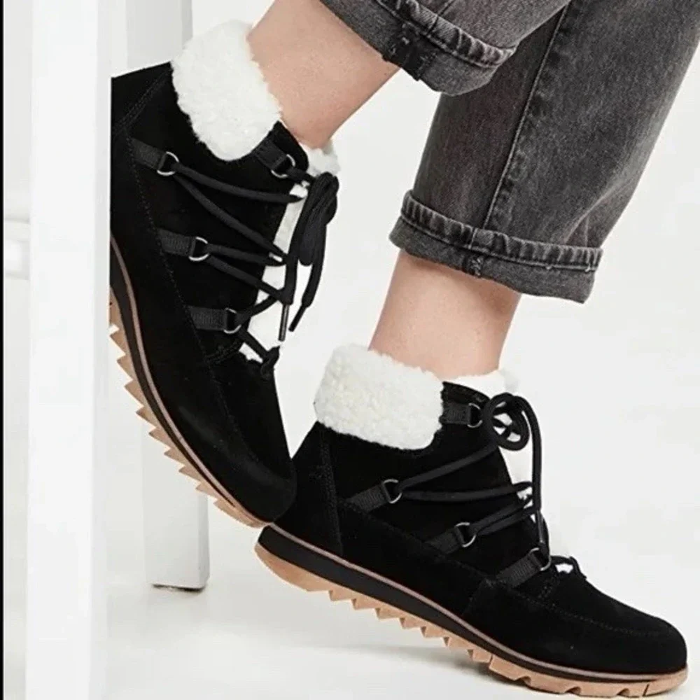 Sorel Women's Harlow Lace Cozy Boot — Waterproof Leather Ankle Booties Size 8.5‎